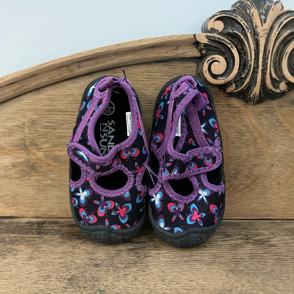 Kids' Playful Sandals in Purple and Black
